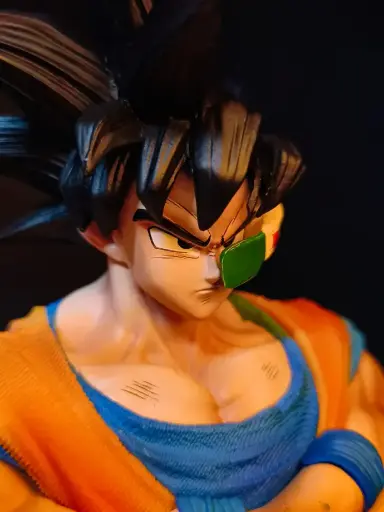 Goku - Hyper Detailed Figure -  (30 cm)