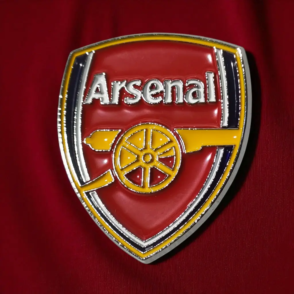 Arsenal Metal Dot Badge