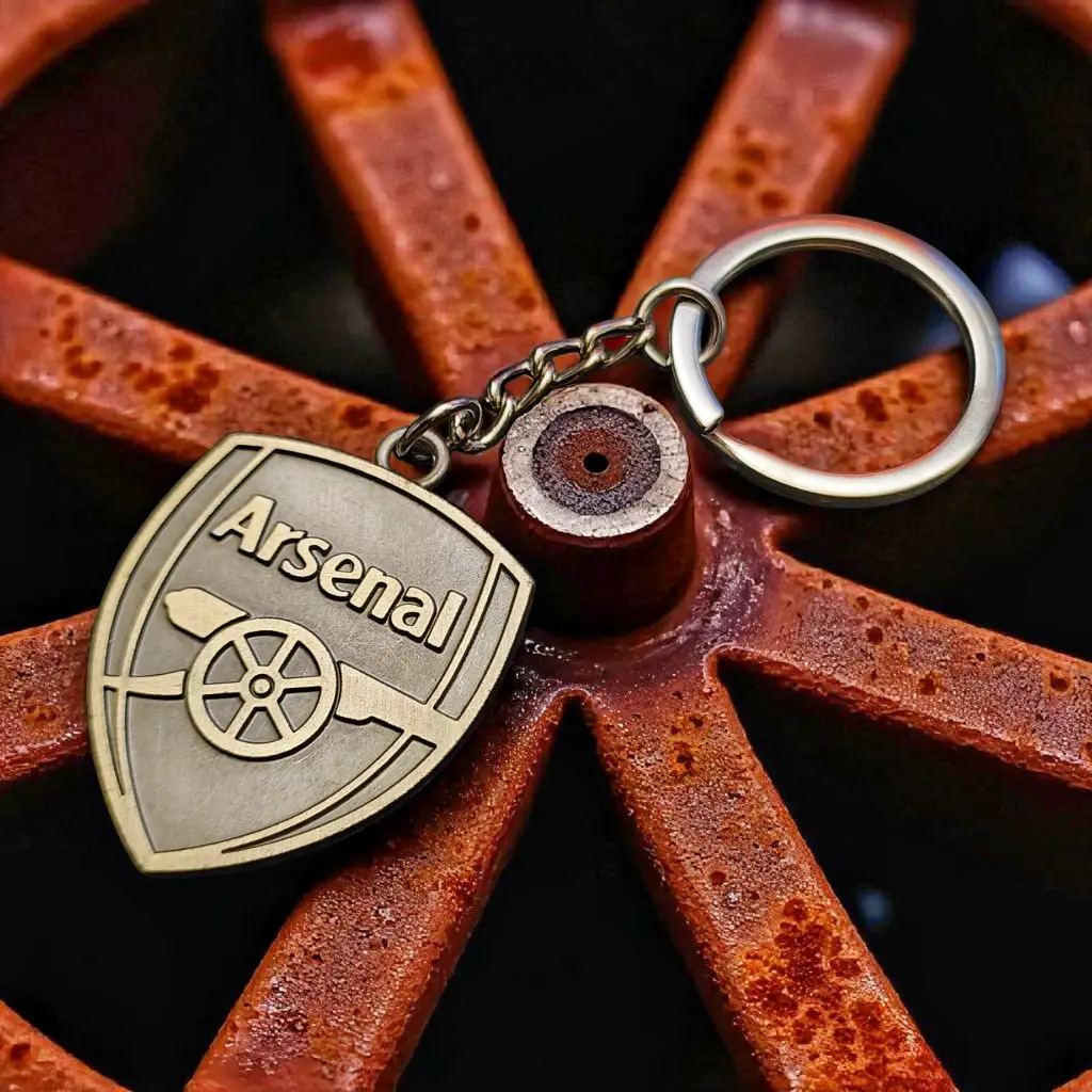 Arsenal 90s Metal Keychain