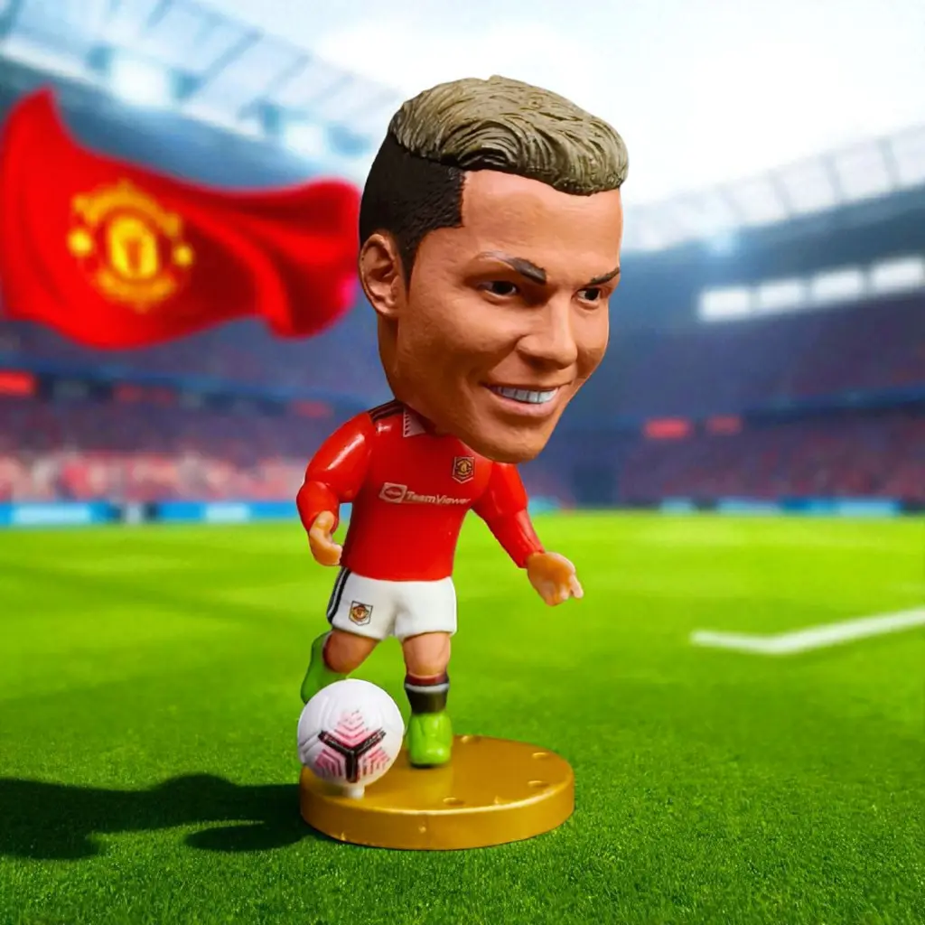 Ronaldo Smiling Miniature – Man UTD Edition